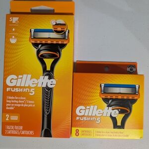 Gillette Fusion5 Men's Razor with 10 Refill Cartridges